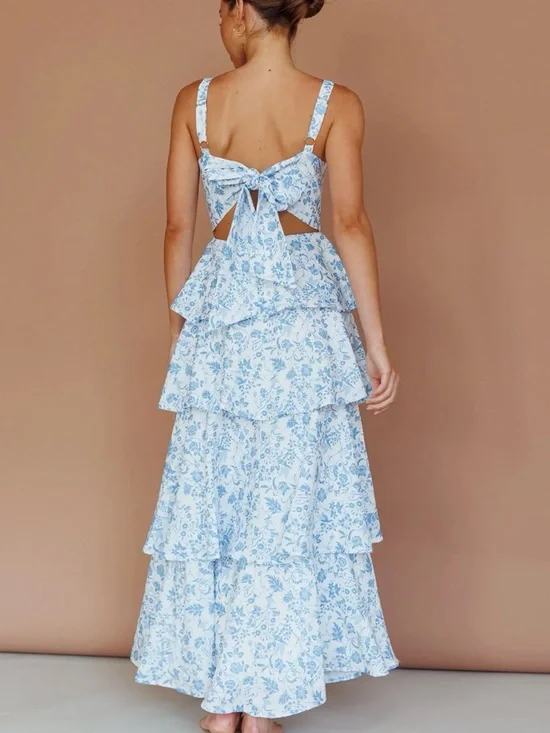 NWT Selfie Leslie Provence Bloom Tiered Midi Dress Floral Blue - Size small - Picture 3 of 9